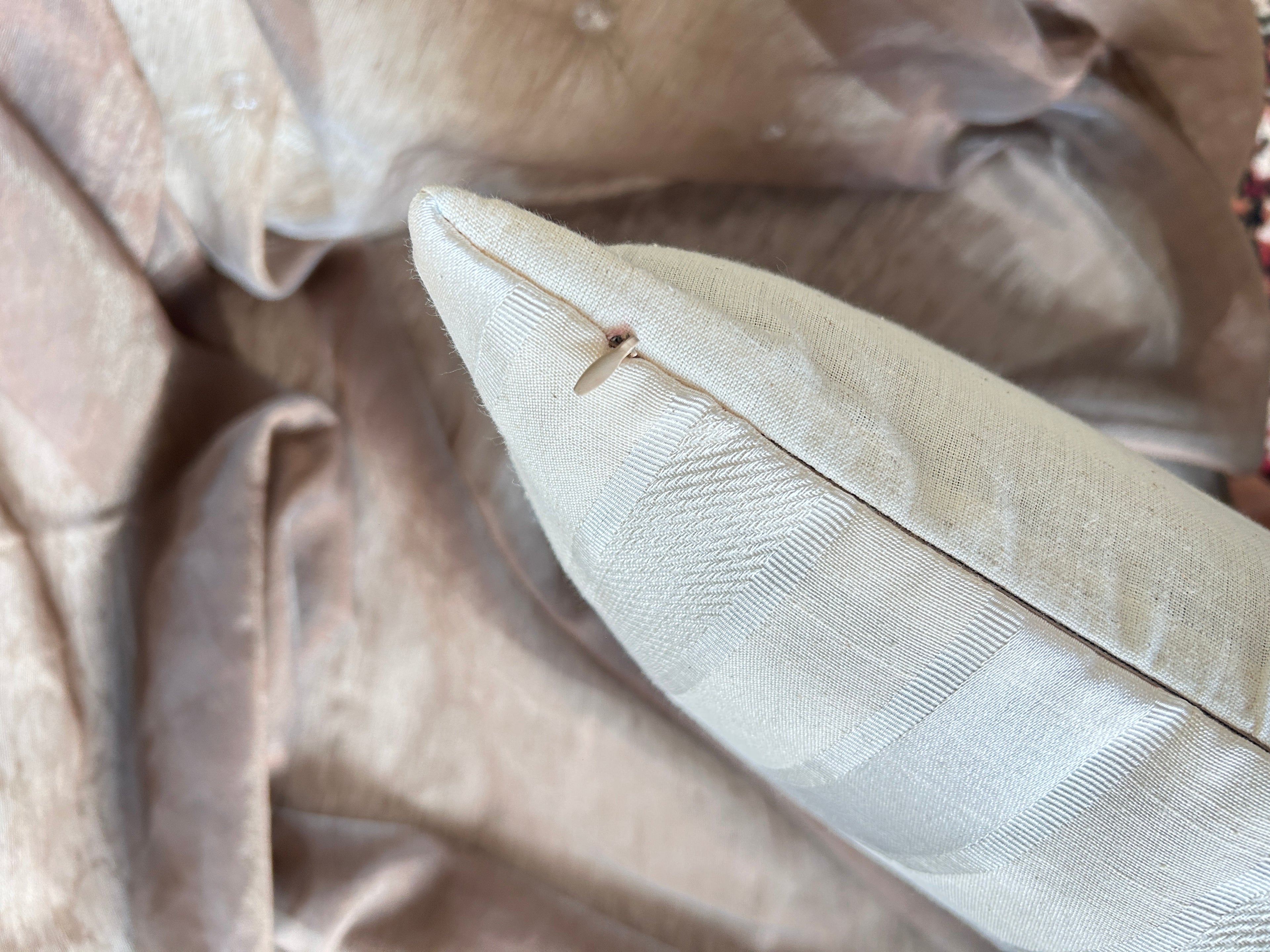 Creemoda Beige 16x16in Luxury Handloomed Cushion Cover